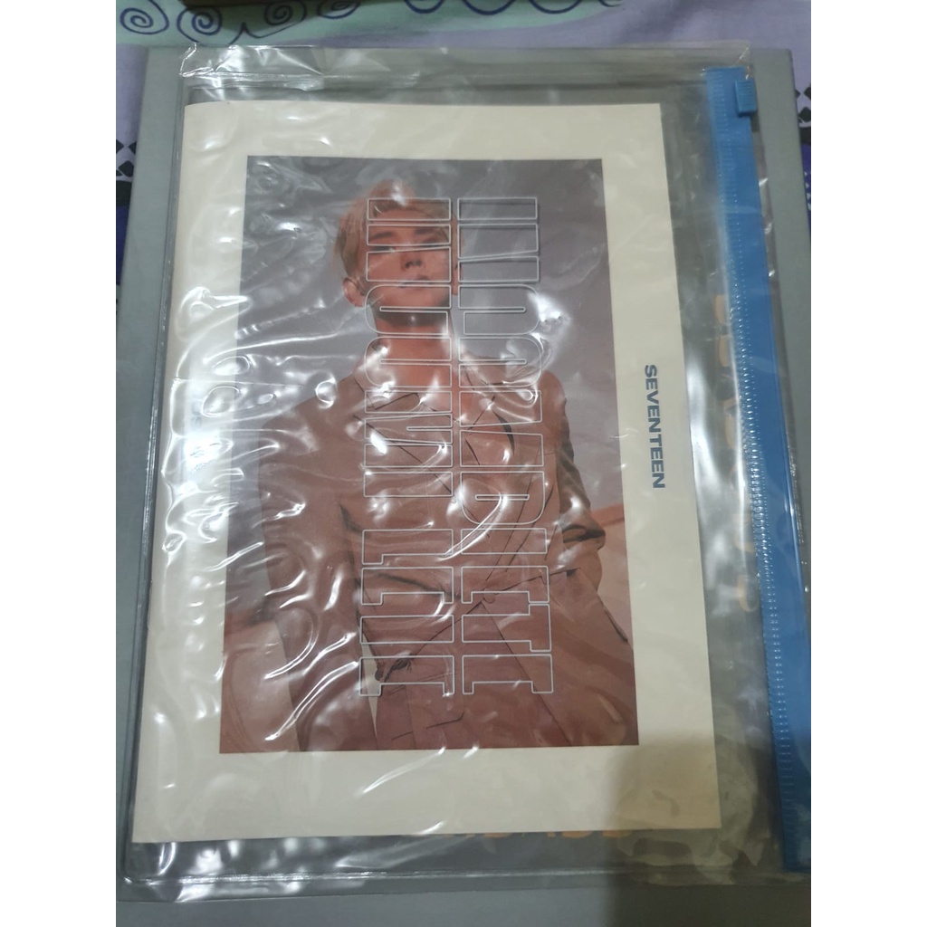 SEVENTEEN INCOMPLETE MINI PHOTOBOOK JOSHUA