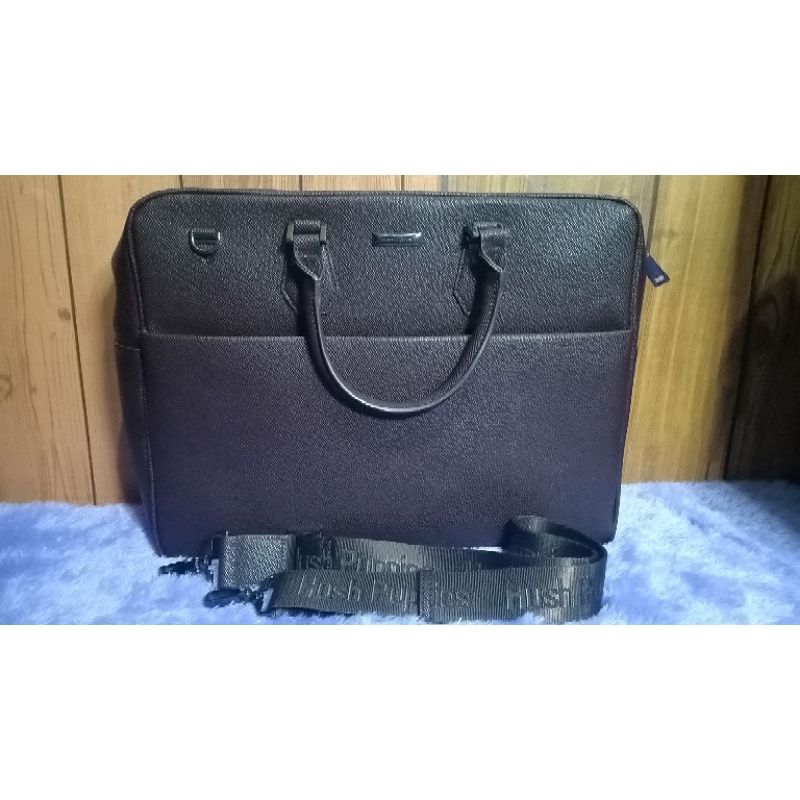 Tas laptop /tas kerja Hush Puppies(preloved)