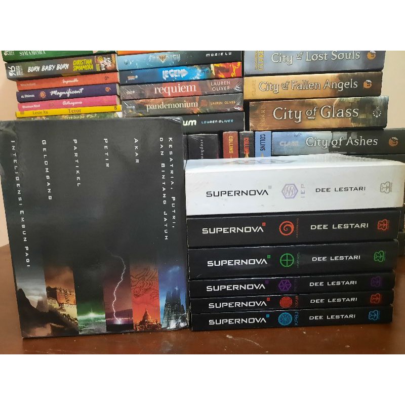 Boxset Novel Supernova Series karya Dee Lestari