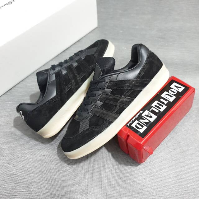 adidas aloha black