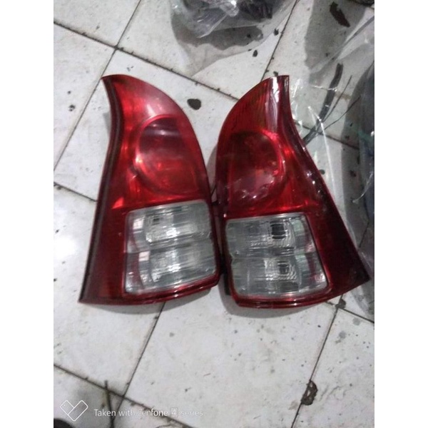 stoplamp Avanza Xenia 2013