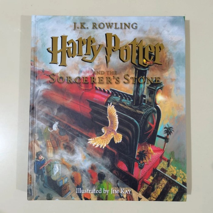 

HOT SALE!!! HARRY POTTER AND THE SORCERER'S STONE ILLUSTRATED . TERMURAH