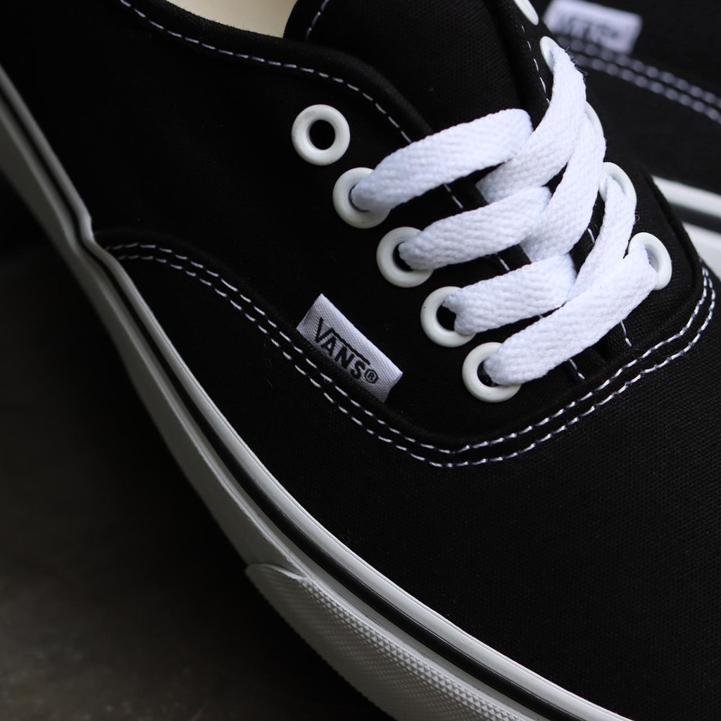 [BNIB] SNEAKERS VANS AUTHENTIC CLASSIC BLACK WHITE SEPATU SKATEBOARD-4