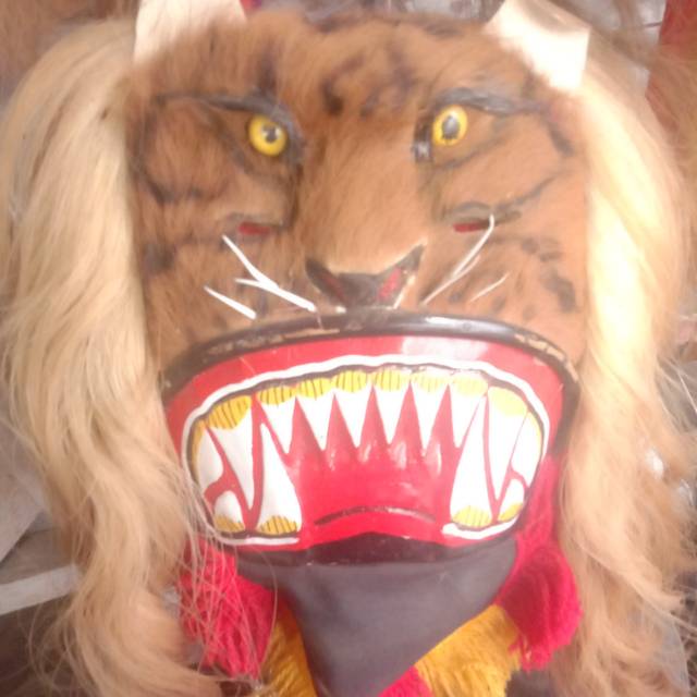 Miniatur reog kecil ponorogo