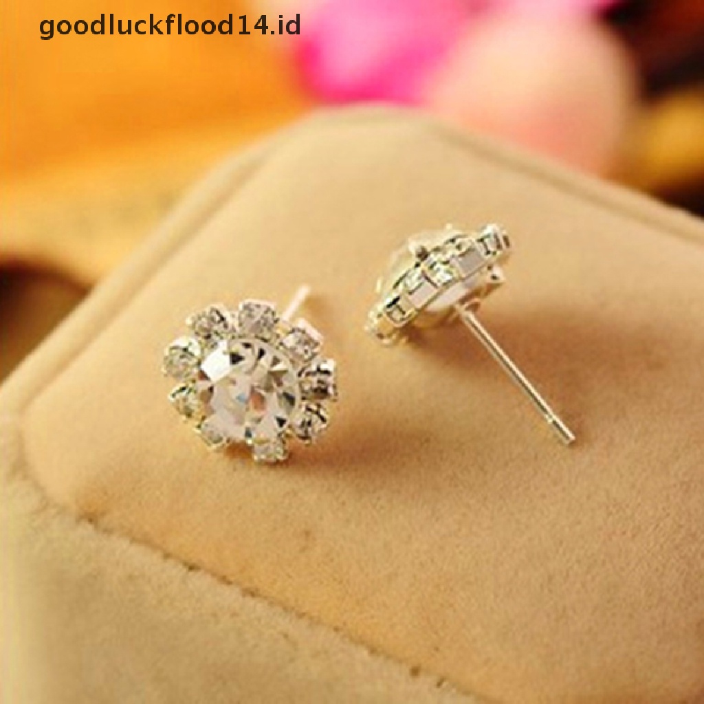 [OOID] Women Stud Earrings Spherical Stud Earrings Fashion Crystal Flower Stud Earrings ID