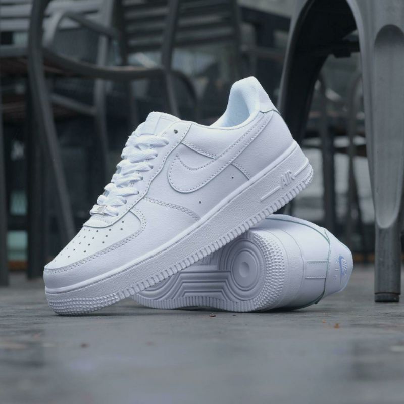af1 white size 4