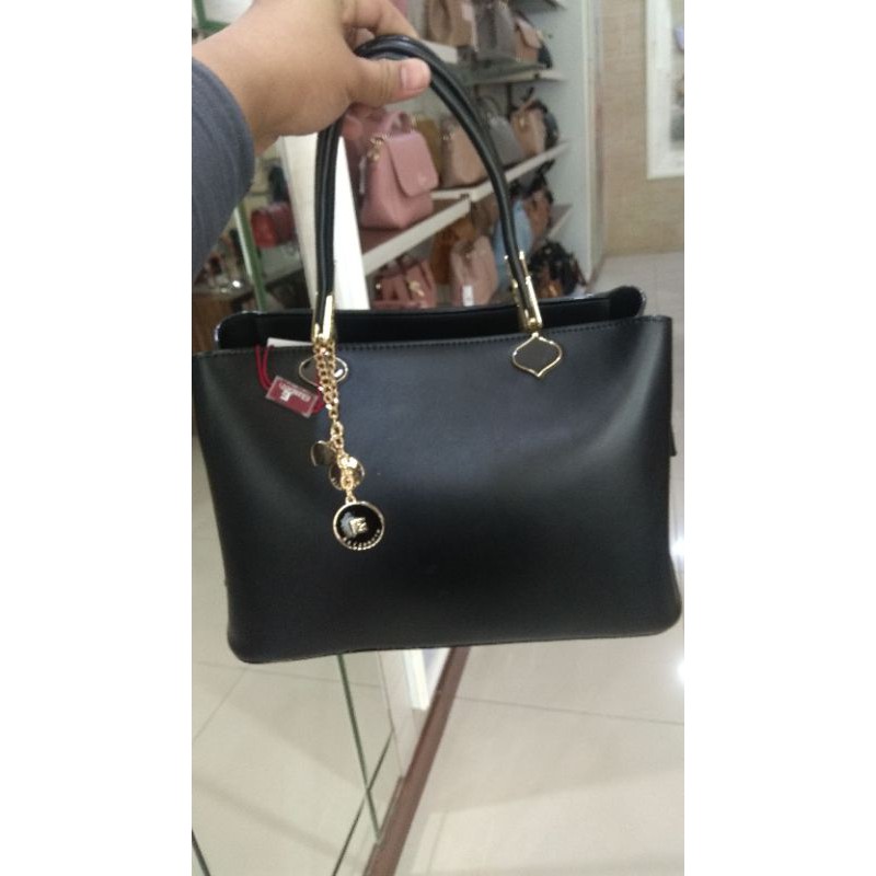 tas wanita merk Elizabeth