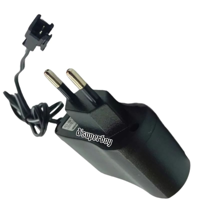 Charger batre mobil remote 7,2Volt soket hitam
