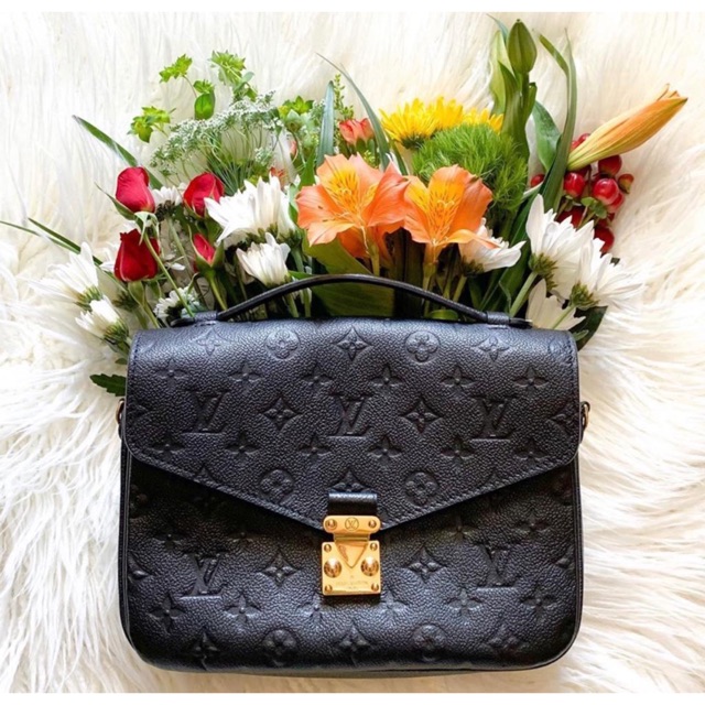 Lv pochette metis
