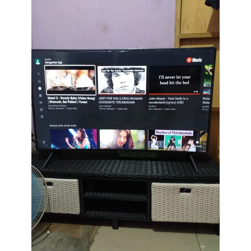 Samsung LED 49 RU7300 Curved UHD smart TV