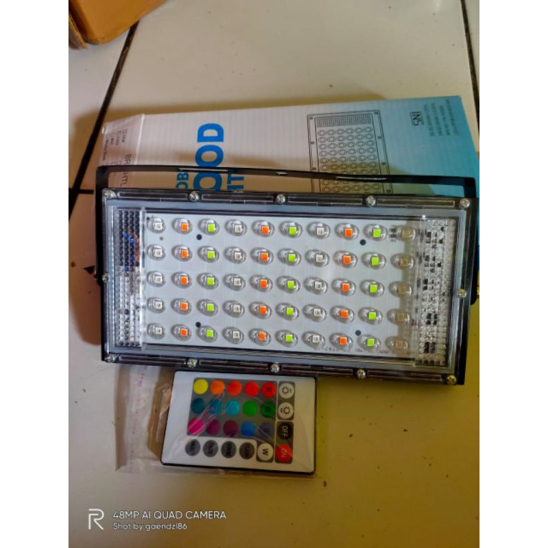 Lampu led warna warni RGB