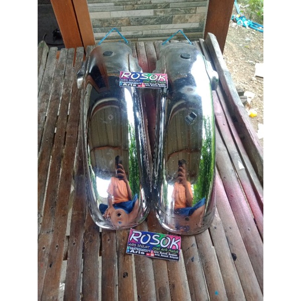 slebor belakang gl 100 ORI copotan kondisi cukup baik