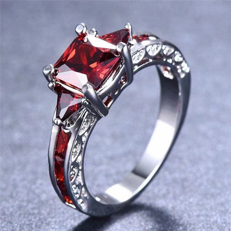 Cincin 925 Sterling Silver Hias Sapphire Hitam Gaya Princess Untuk Wanita