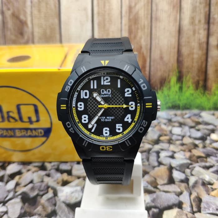 [COD] Jam Tangan Pria Q&Q QQ QnQ Analog Karet HBLACK ORIGINAL GARANSI KOTAK KADO KEREN TERBARU