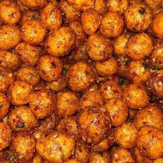 

Promo Besar | HnP CIMOL KERING PEDAS MAMPUS/endog lewo/cimol pedas daunjeruk |Paling@popular