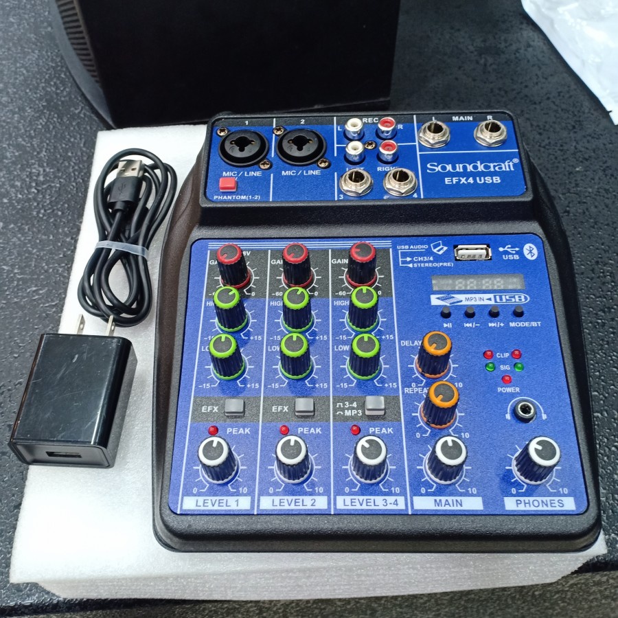 PROFESIONAL MIXER 4 CHANNEL SOUNDCRAFT EFX4 USB