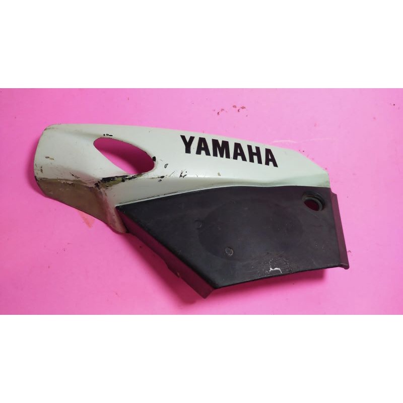 Cover tutup aki Yamaha Fiz r Vega r lama original
