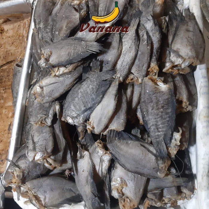 

VANANA Ikan Asin Sepat 1/4(250g)