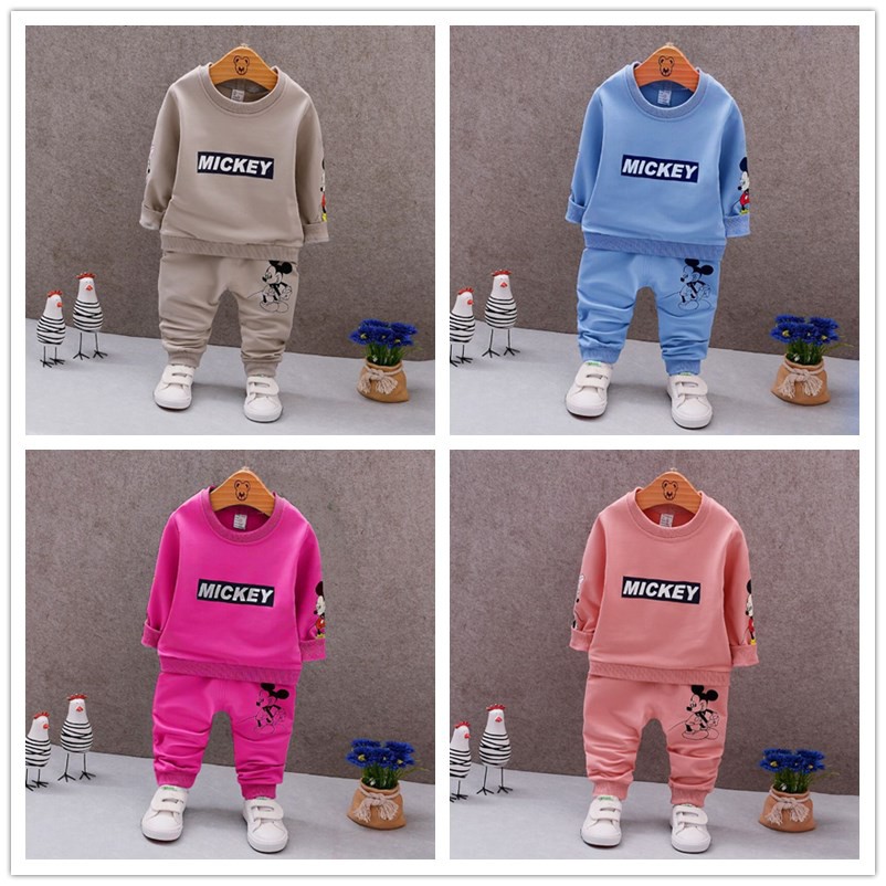 Setelan Sweater Kaos Lengan Panjang Celana Motif Kartun Setelan Sweater Kaos Lengan Panjang Celana Motif Kartun