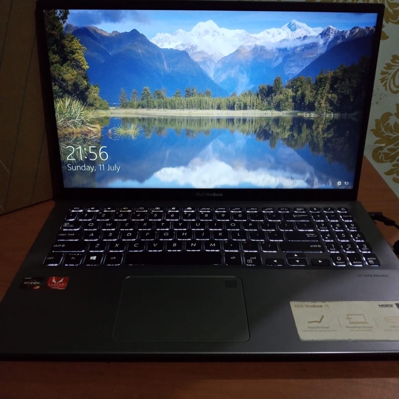 Asus vivobook ryzen 3