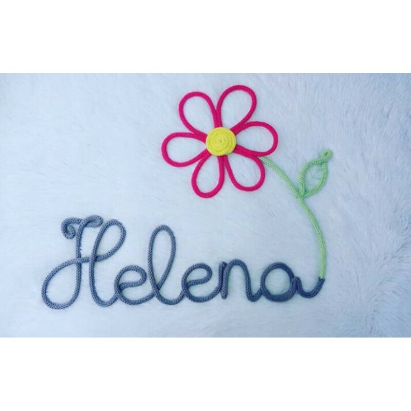 

simple name (custom) w/ simple flower (custom)