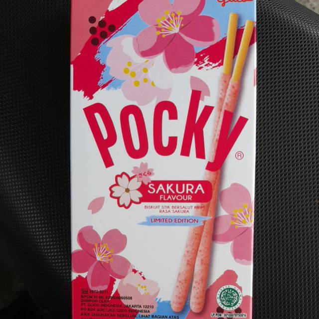 POCKY SAKURA LIMITED EDITION