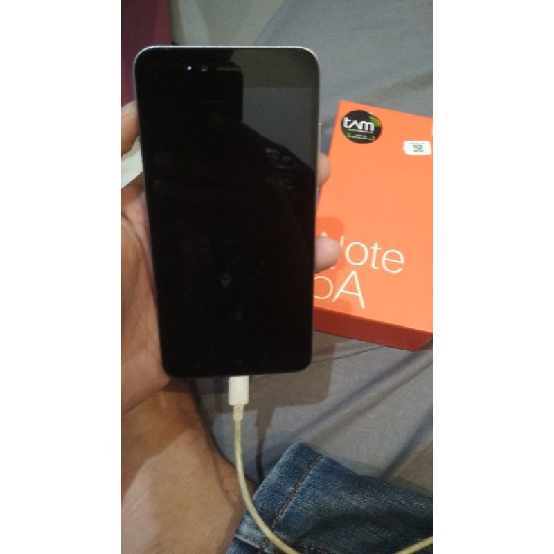 Xiaomi note 5a RAM 2/16 Matot