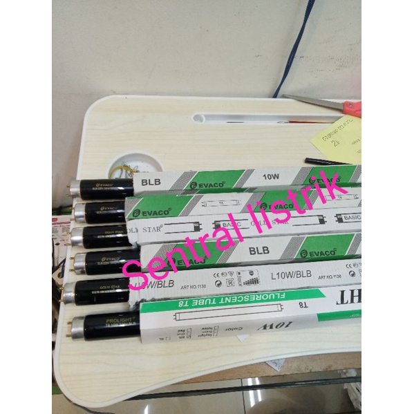 bohlam uang palsu black light T8 10watt