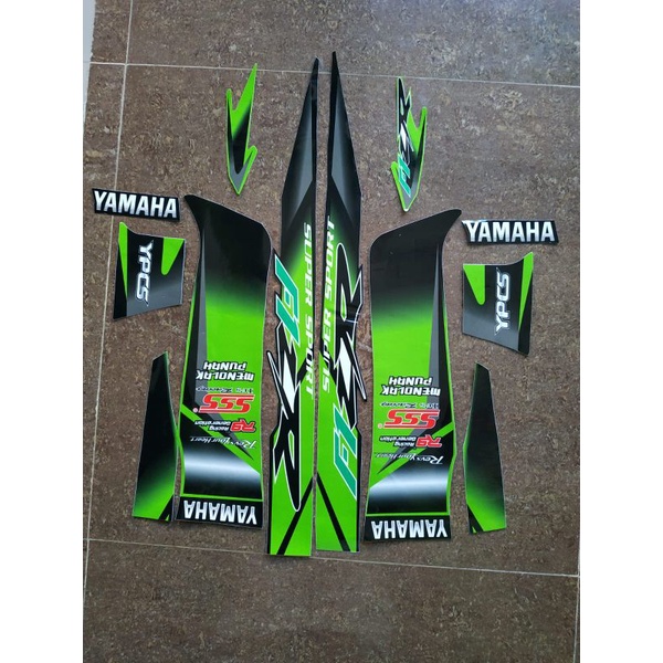 STIKER STRIPING LIS BODY MOTOR YAMAHA FIZR  VARIASI HITAM HIJAU