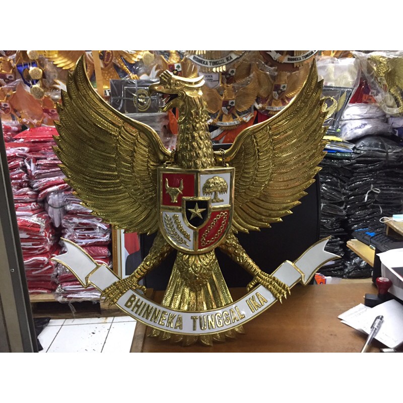 Pajangan burung Garuda pancasila Patung garuda bahan kuningan 60 cm berkualitas