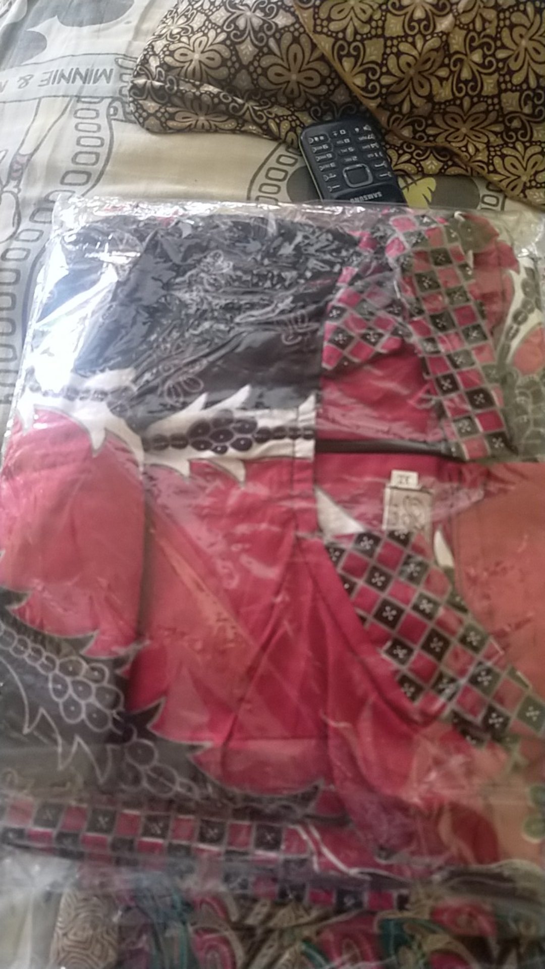 Atasan Baju Batik Tunik Kondangan Pesta Kerja Kantor Wisuda Wanita Dewasa Modern Cantik Terbaru