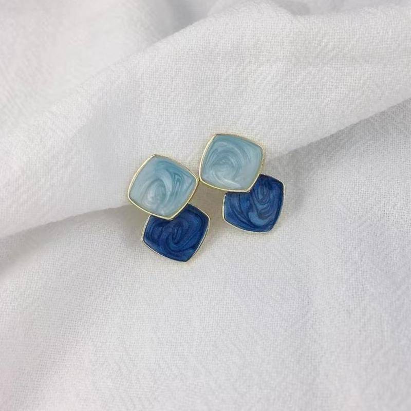 Anting Klip on Enamel Tanpa Tindik Warna Biru Untuk Wanita