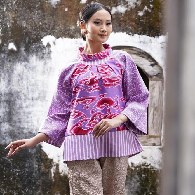 NONA RARA-NEBULA MGM T1530,BAJU BLOUSE KERJA BATIK WANITA MODERN DFGDF6546