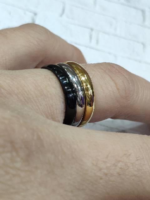Cincin couple cincin kawin warna emas hitam putih silver black gold