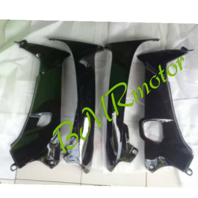 Sayap samping honda  supra x- supra fit lama 2004.