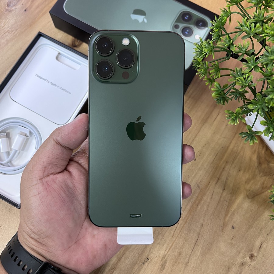 iPhone 13 Pro max 1TB Alpine Green Like new Garansi resmi iBox
