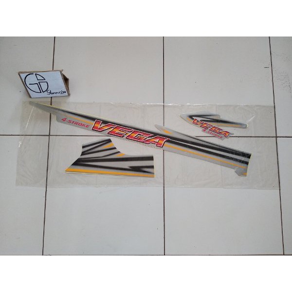 Striping Yamaha vega lama 2000 2001 2002 Silver