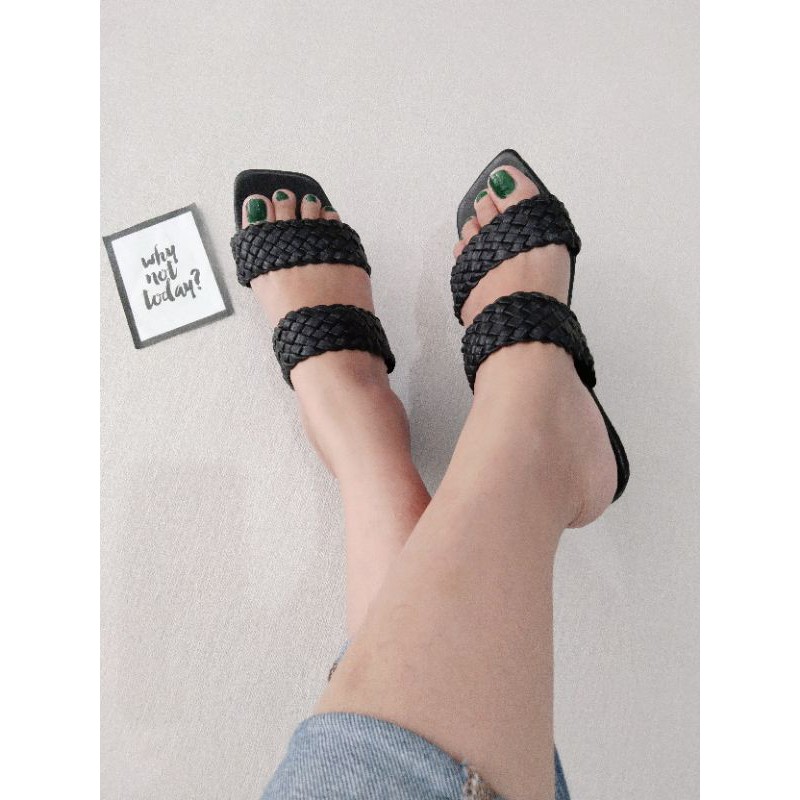 LOUISDEAR sendal flat kepang 2 bahan dove S51