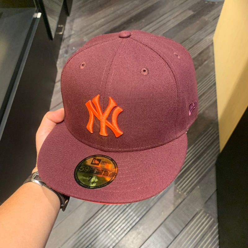 Topi New Era NY Yankees Stretch Fit Men's Cap - Maroon