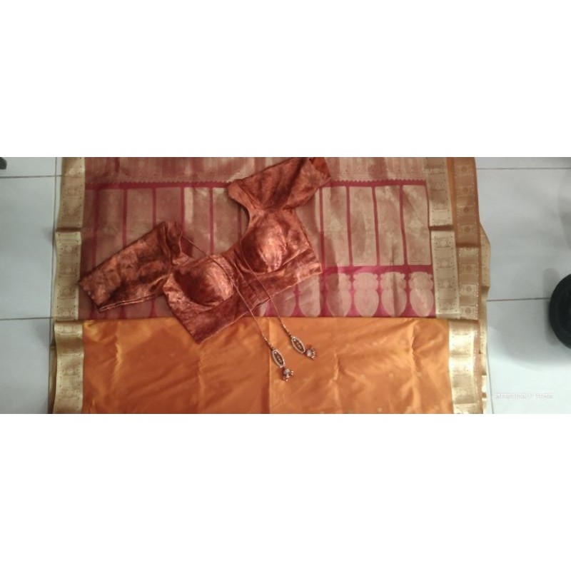 sari +coli PL