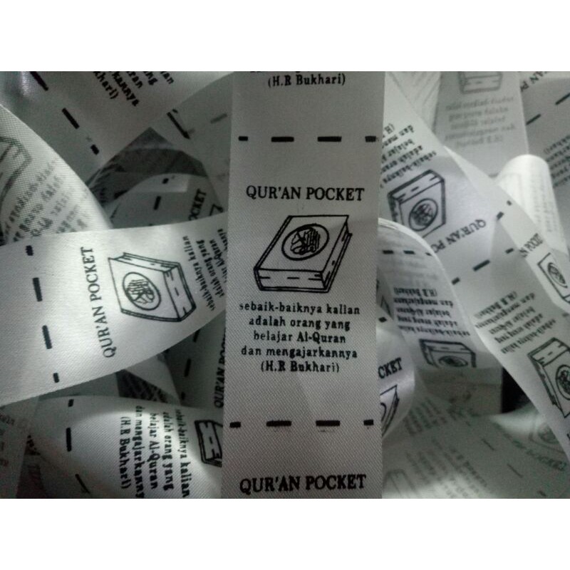 

Label Baju/Label Pakaian/Label Hijab Bahan Satin Super/Satin Impor 3cm atau 4cm Sablon/Alternatif Label Bordir/Label Woven