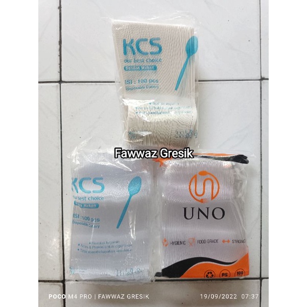 Sendok Makan Plastik KCS isi 100 / Sendok Makan Plastik Bening KCS Putih Susu Hitam Uno Food Grade