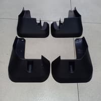 mud guard Xenia deluxe depan belakang ori