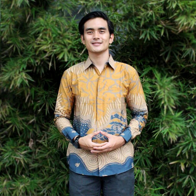 ATASAN PRIA KEMEJA BATIK LENGAN PANJANG ELEGAN KATUN/DOBY LAPIS FURING MOTIF BIRU KUNING