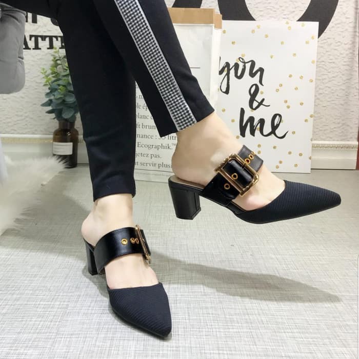 » 00Z Yongki Komaladi Original - Sepatu Hak 5Cm Pita Samping K Un BM129 Sandal High Heels Hak Tahu