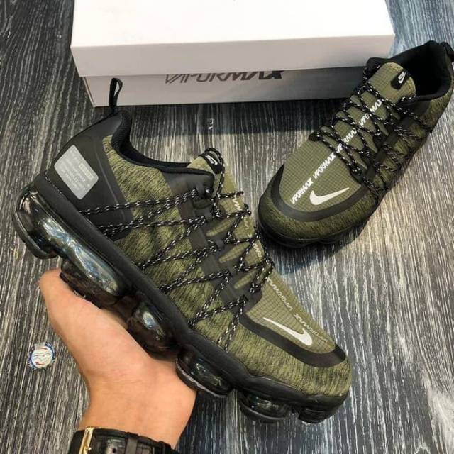nike vapormax utility green