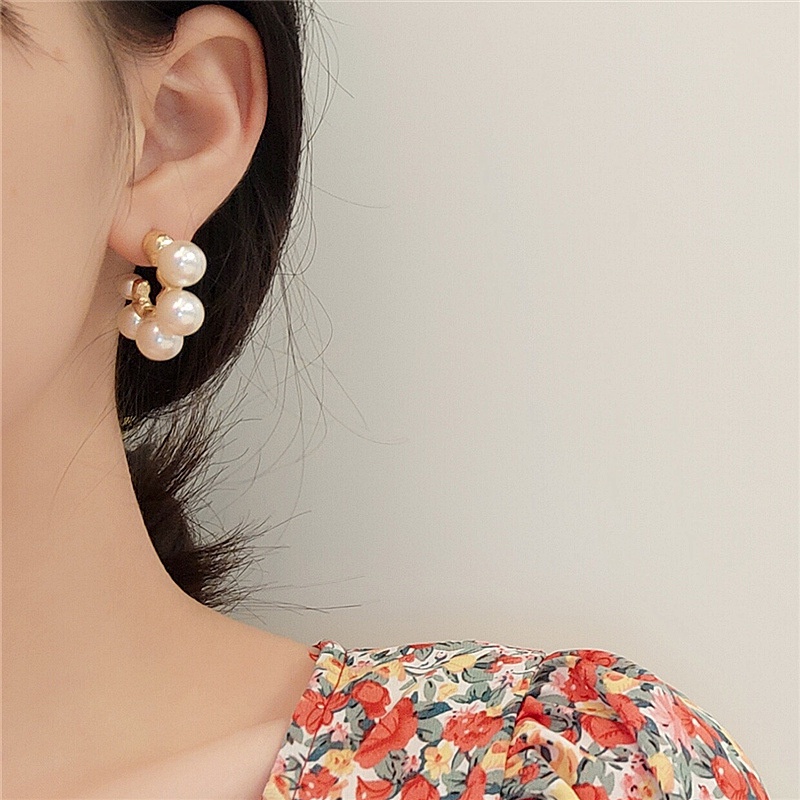 Anting Stud Mutiara Bentuk C Geometris Gaya Vintage Korea Untuk Wanita