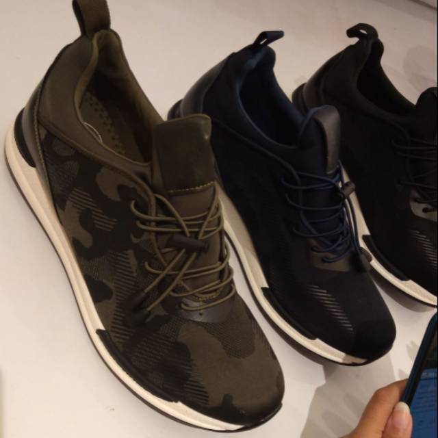 Sepatu sport Cavallero/ sepatu pria /sepatu running