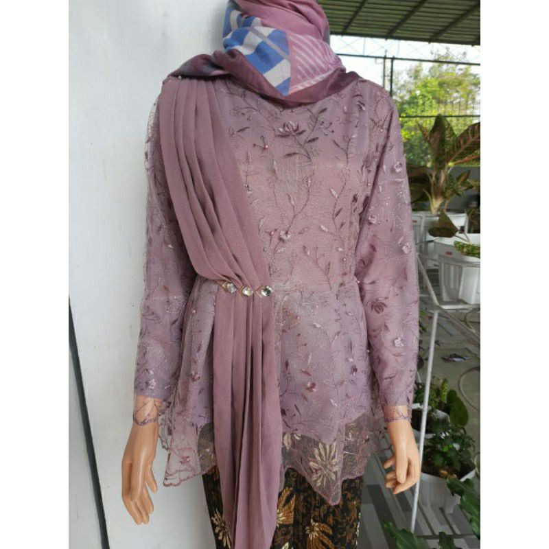 TERMURAH KEBAYA SLENDANG,KEBAYA MAURA,KEBAYA TILE,TERBARU,WISUDA,COUPLE ROK KEMEJA-Set kbya lilac