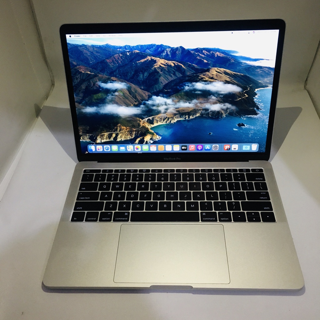 Second Macbook Pro 13inch Non Touchbar 2016 Silver Two Thunderbolt 3 ports Ci7 Ram 8GB SSD 256GB